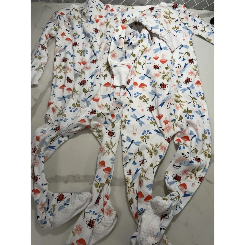 Old Navy x Lovevery Lot Of 2 Snug-Fit 2-Way-Zip Footed One-Piece 12-18 Months